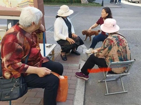 诚信配资 邹平市黄山街道政苑社区：助浴服务进社区 为老服务再升级