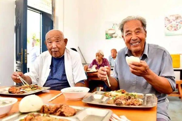 金多多 医生提醒：老人早餐坚持吃鸡蛋，不久后身体或有3个改善